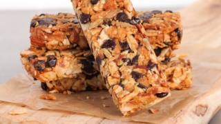 Keto Peanut Butter Granola Bars Without Oats!